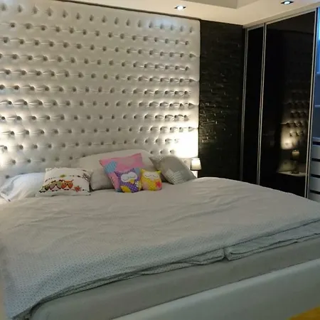 Apartman Sofia Velky Slavkov Exterior photo